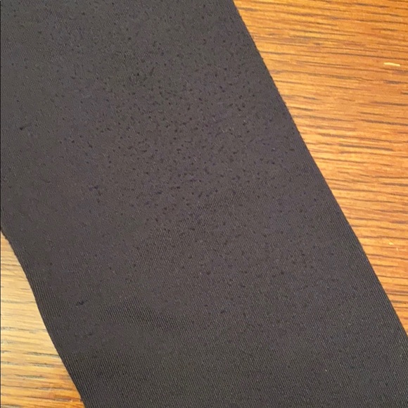 Under Armour Coldgear shirt, youth XL, black - Picture 5 of 6